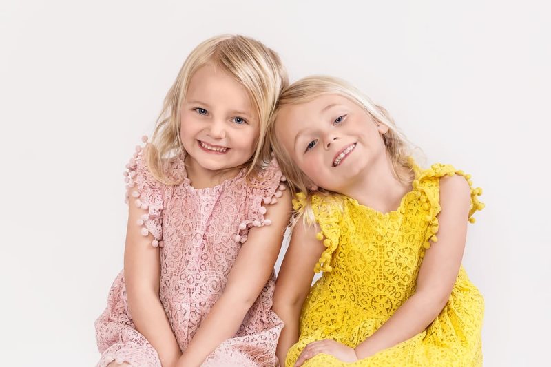 Twin_girls_MJCollins_Photography